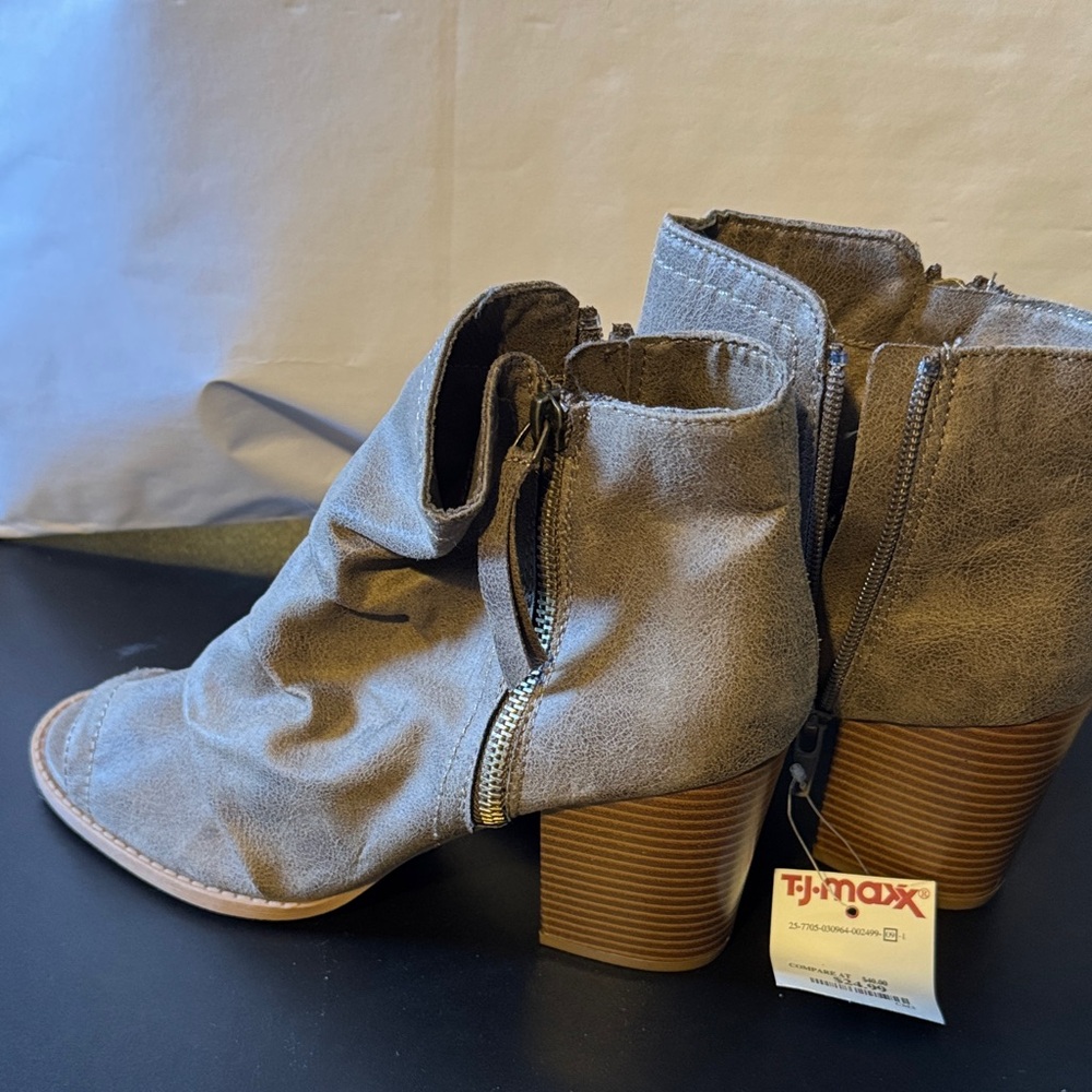 Rampage Taupe Ankle Booties